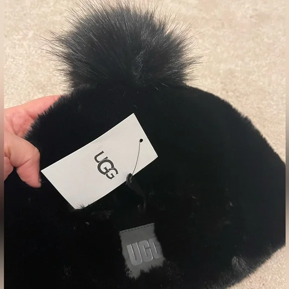 UGG - Faux Fur Beanie with Pom - Super Soft - Fluffy Black Hat - Picture 2 of 7
